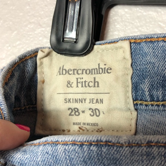 SOLD Abercrombie & Fitch jeans size 28 x 30 - Picture 5 of 7